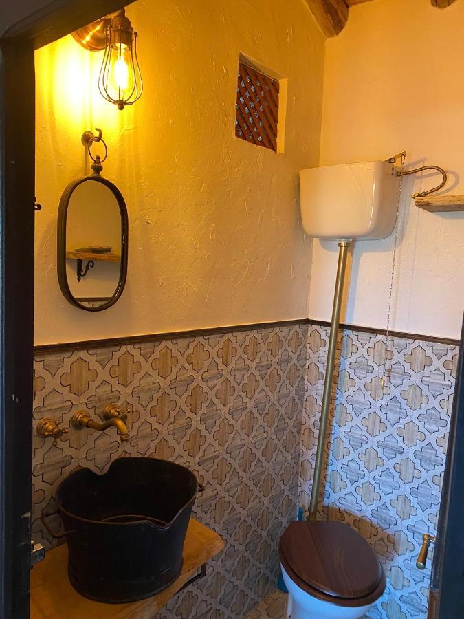 El Escondite De Martina, Aticos Romanticos Setenil De Las Bodegas Bagian luar foto