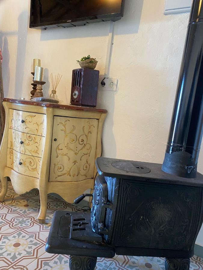 El Escondite De Martina, Aticos Romanticos Setenil De Las Bodegas Bagian luar foto